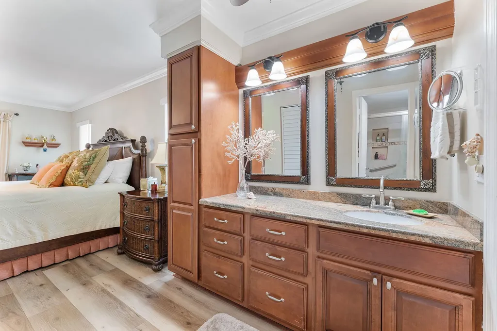 1041 Orange Terrace Delray Beach FL 33445