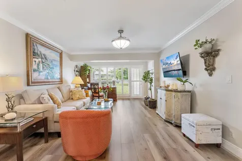 1041 Orange Terrace Delray Beach FL 33445