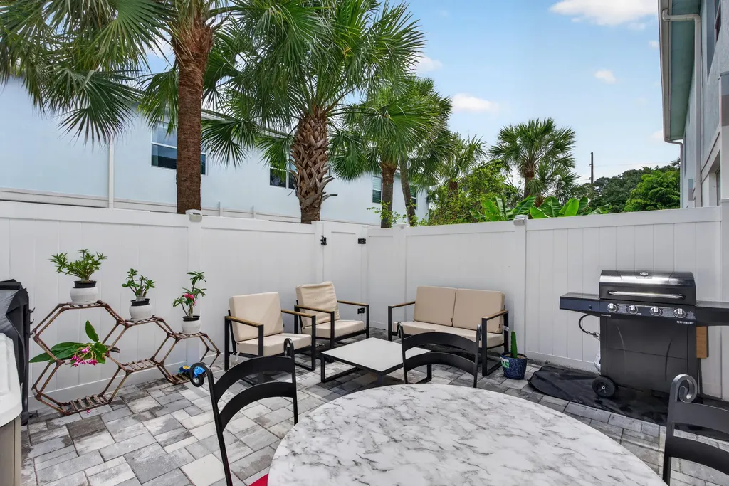 1823 Sandpiper Pointe Place Deerfield Beach FL 33442