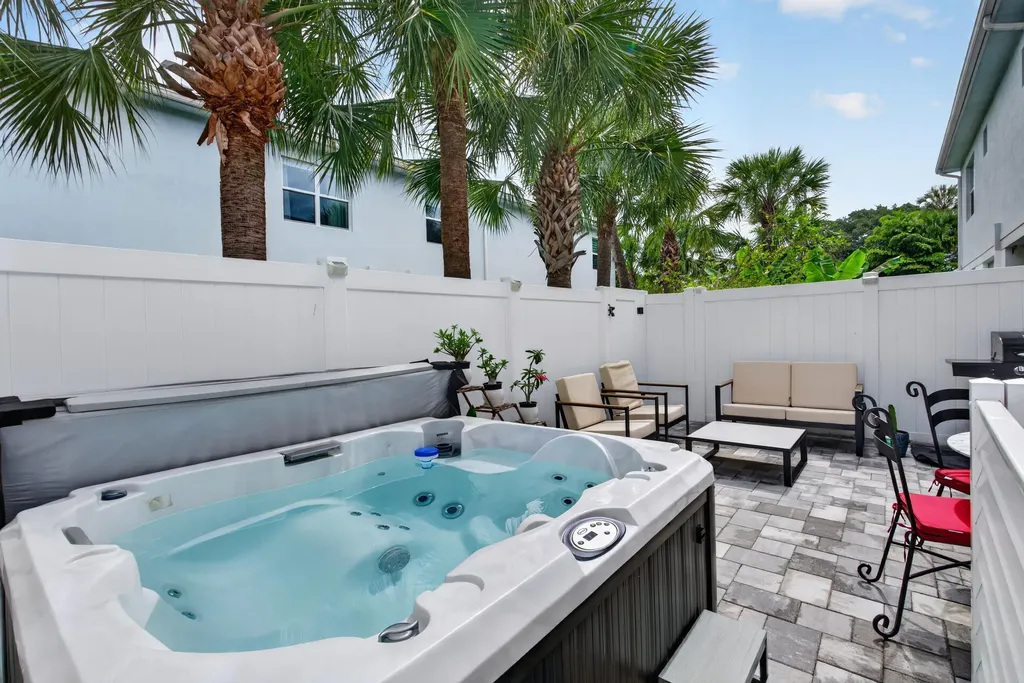1823 Sandpiper Pointe Place Deerfield Beach FL 33442