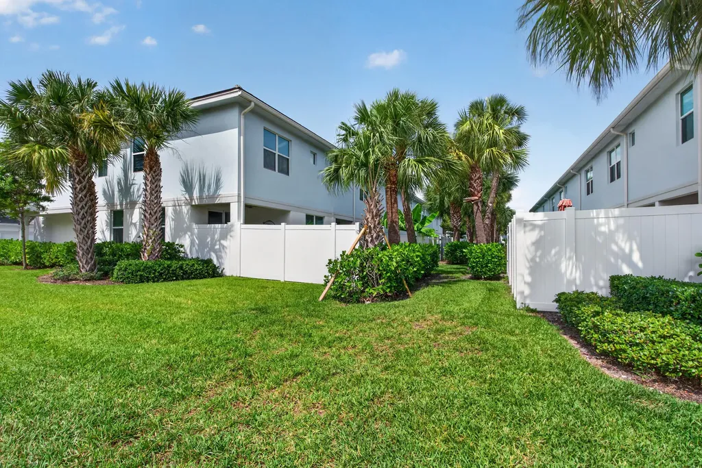 1823 Sandpiper Pointe Place Deerfield Beach FL 33442