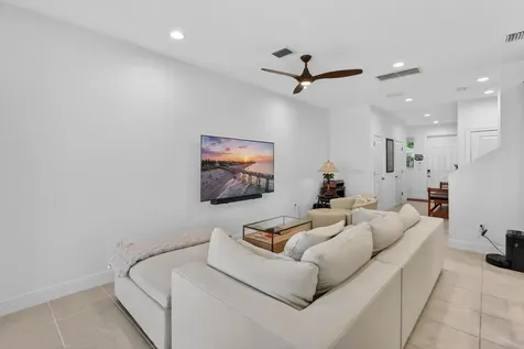 1823 Sandpiper Pointe Place Deerfield Beach FL 33442