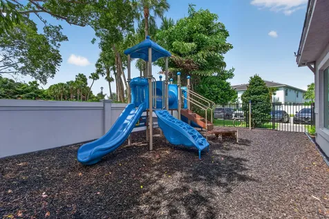 1823 Sandpiper Pointe Place Deerfield Beach FL 33442