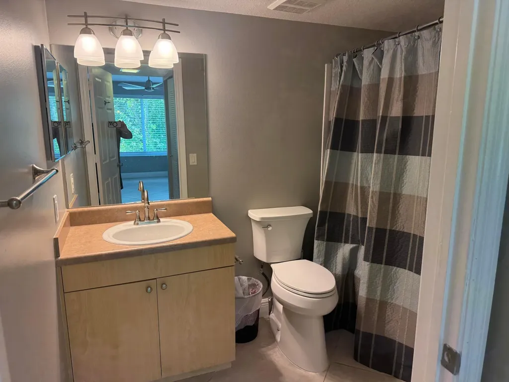 902 Villa Circle Boynton Beach FL 33435