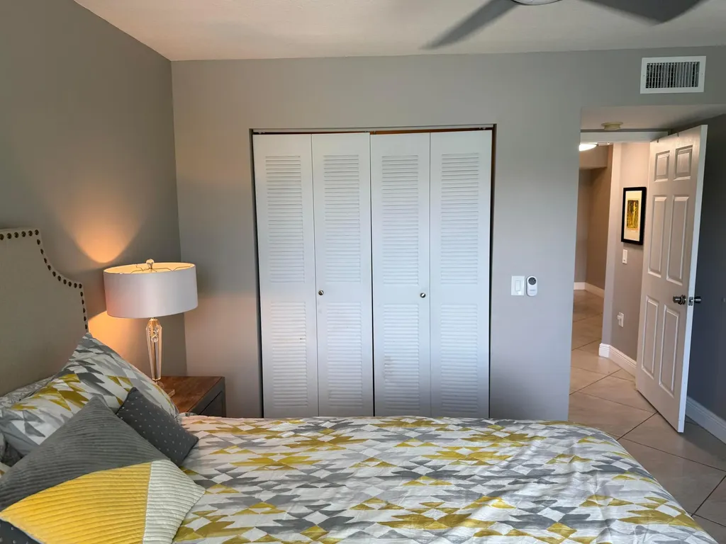 902 Villa Circle Boynton Beach FL 33435