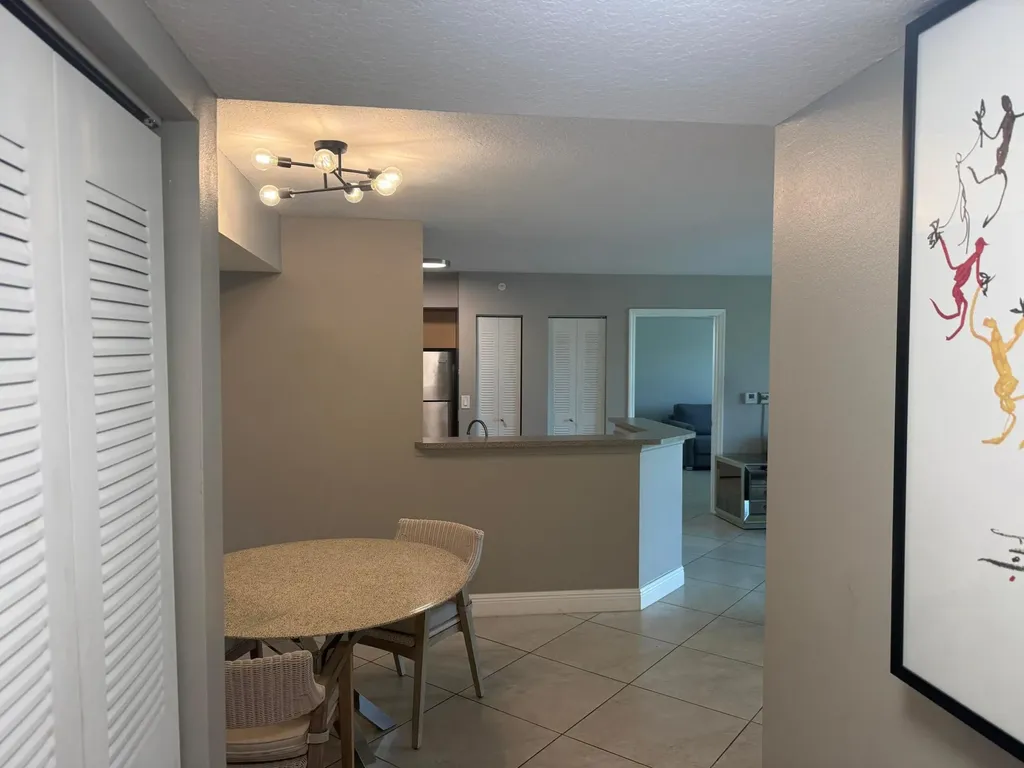 902 Villa Circle Boynton Beach FL 33435