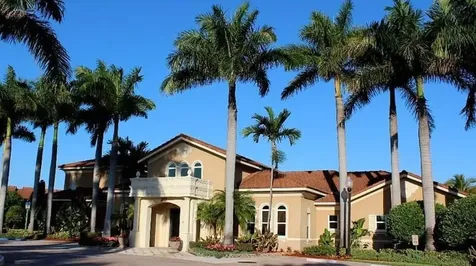 902 Villa Circle Boynton Beach FL 33435