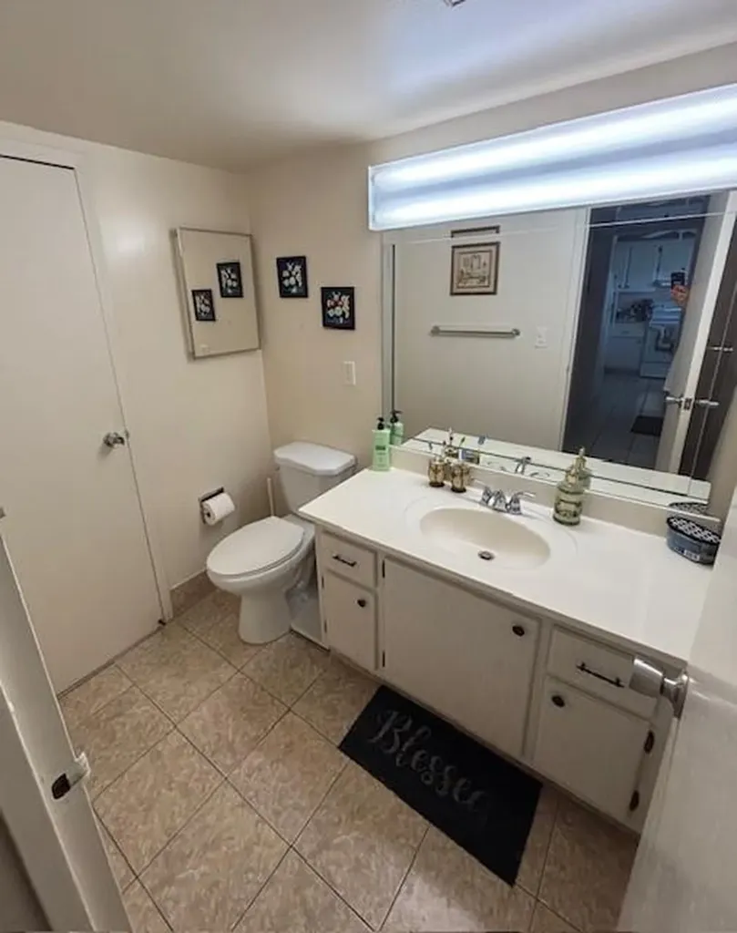 2649 NW 48th Terrace Lauderdale Lakes FL 33313