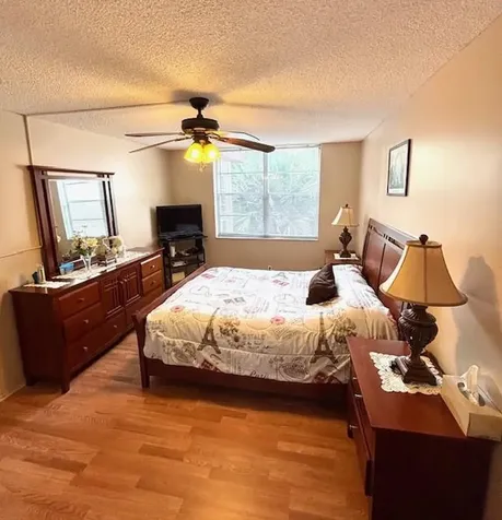 2649 NW 48th Terrace Lauderdale Lakes FL 33313