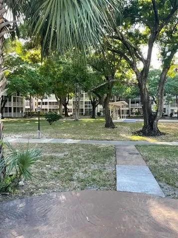 2649 NW 48th Terrace Lauderdale Lakes FL 33313