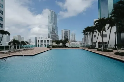 41 SE 5th Street Miami FL 33131
