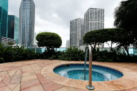 41 SE 5th Street Miami FL 33131