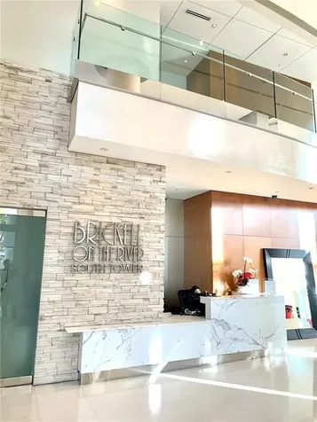 41 SE 5th Street Miami FL 33131