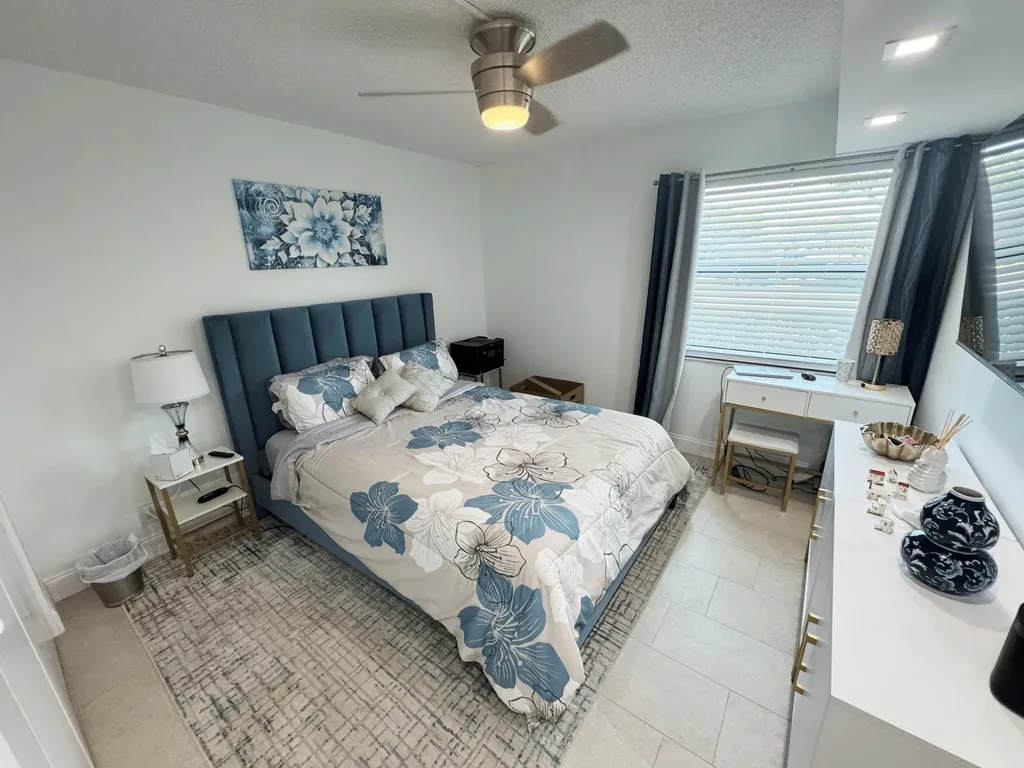 18 Piedmont A Delray Beach FL 33484