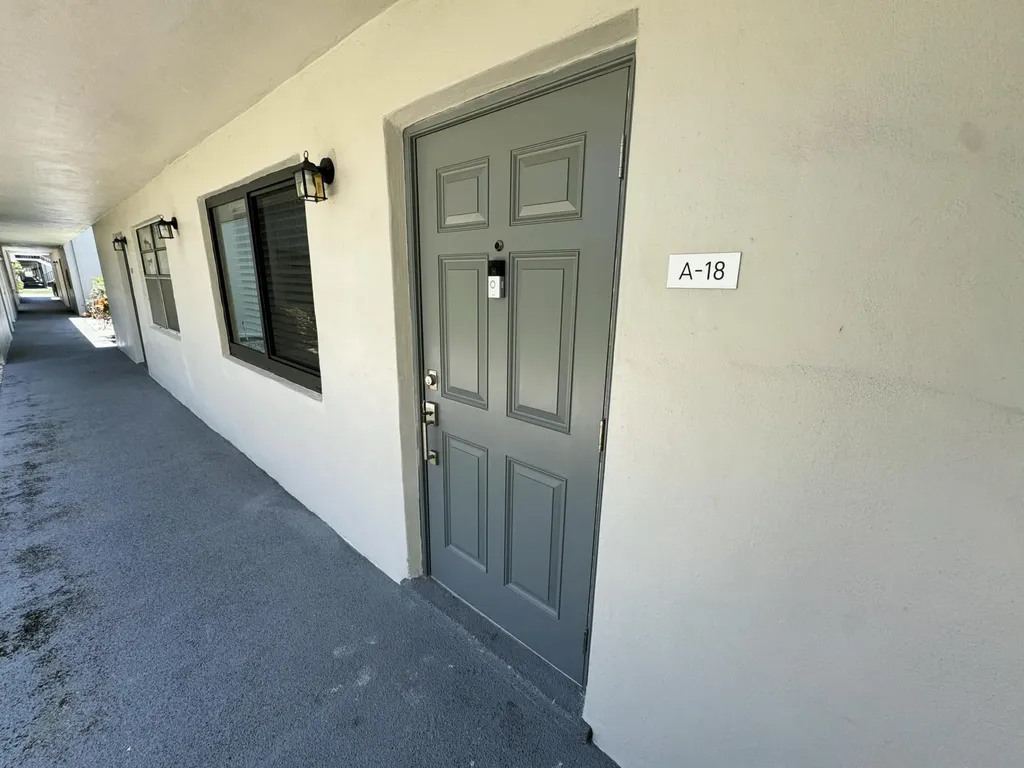 18 Piedmont A Delray Beach FL 33484