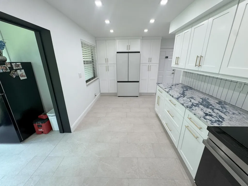18 Piedmont A Delray Beach FL 33484