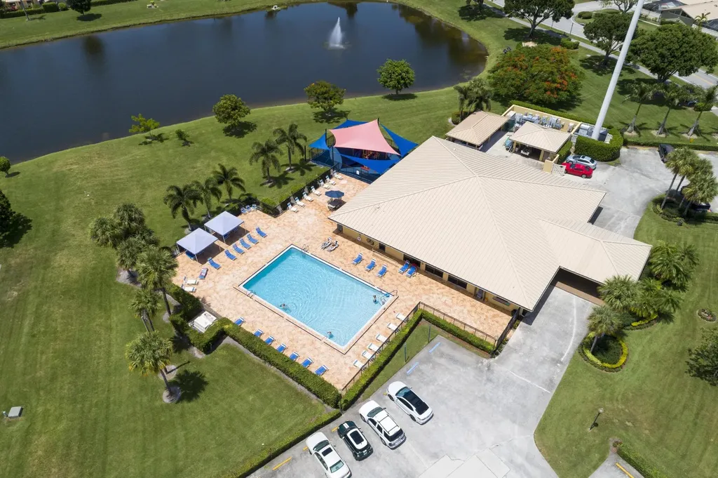 5385 Eagle Lake Drive Palm Beach Gardens FL 33418