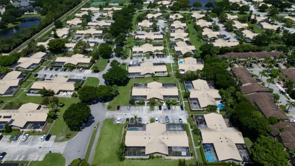 5385 Eagle Lake Drive Palm Beach Gardens FL 33418