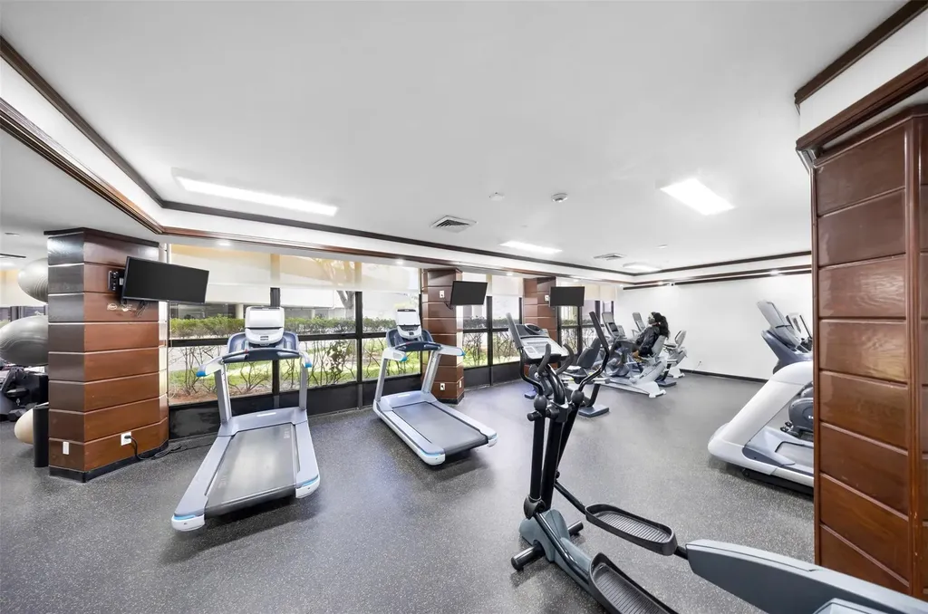 18181 NE 31st Court Aventura FL 33160