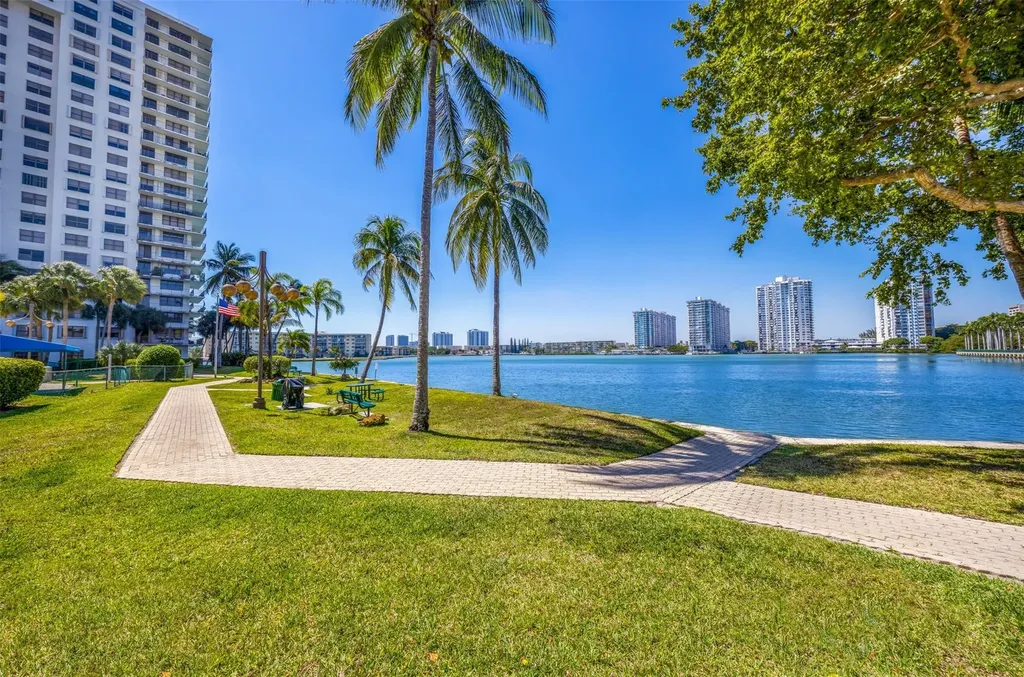 18181 NE 31st Court Aventura FL 33160