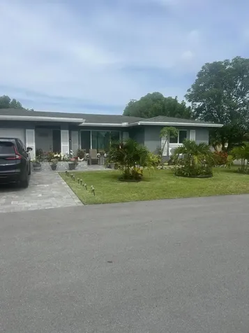 5706 NW 68th Terrace Tamarac FL 33321