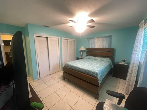 5706 NW 68th Terrace Tamarac FL 33321
