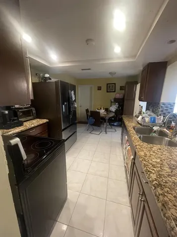 5706 NW 68th Terrace Tamarac FL 33321