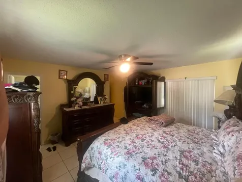 5706 NW 68th Terrace Tamarac FL 33321