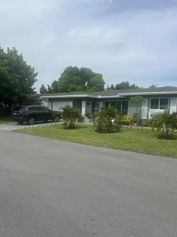 5706 NW 68th Terrace Tamarac FL 33321
