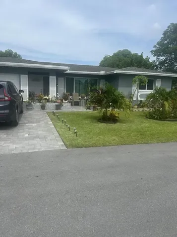 5706 NW 68th Terrace Tamarac FL 33321