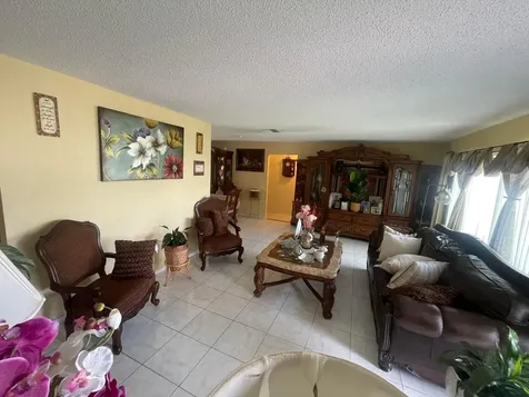 5706 NW 68th Terrace Tamarac FL 33321