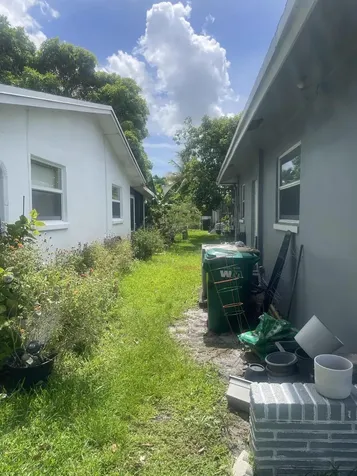 5706 NW 68th Terrace Tamarac FL 33321