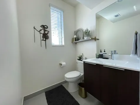 4713 NW 84th Court Doral FL 33166