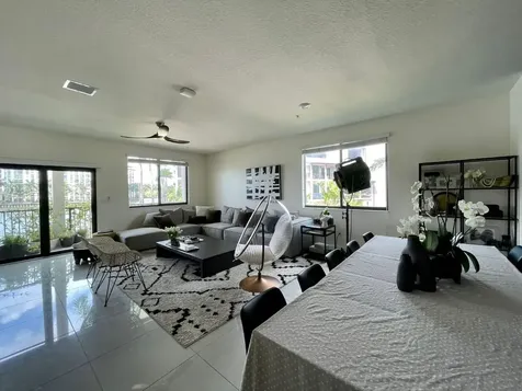 4713 NW 84th Court Doral FL 33166