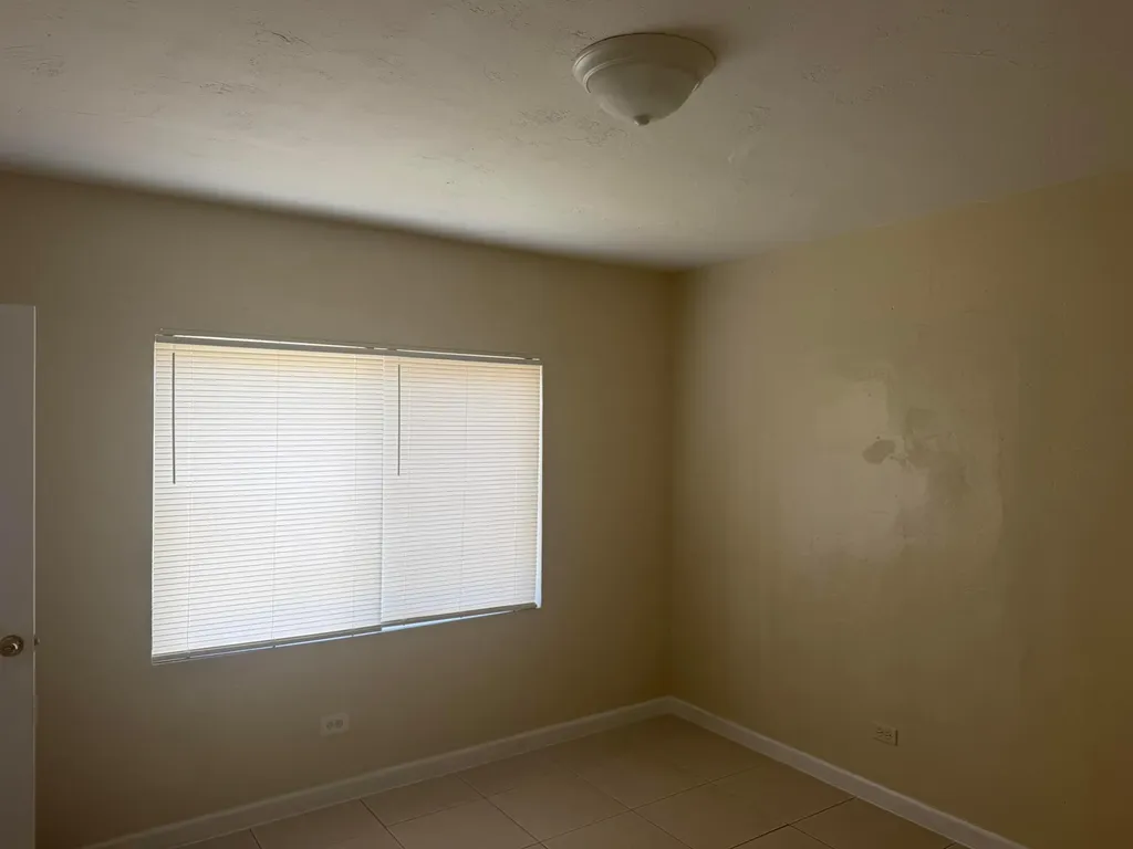 7803 NW 8th Avenue Miami FL 33150