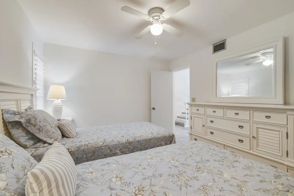 1605 S Us Highway 1 Jupiter FL 33477