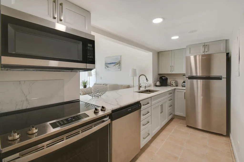 1605 S Us Highway 1 Jupiter FL 33477