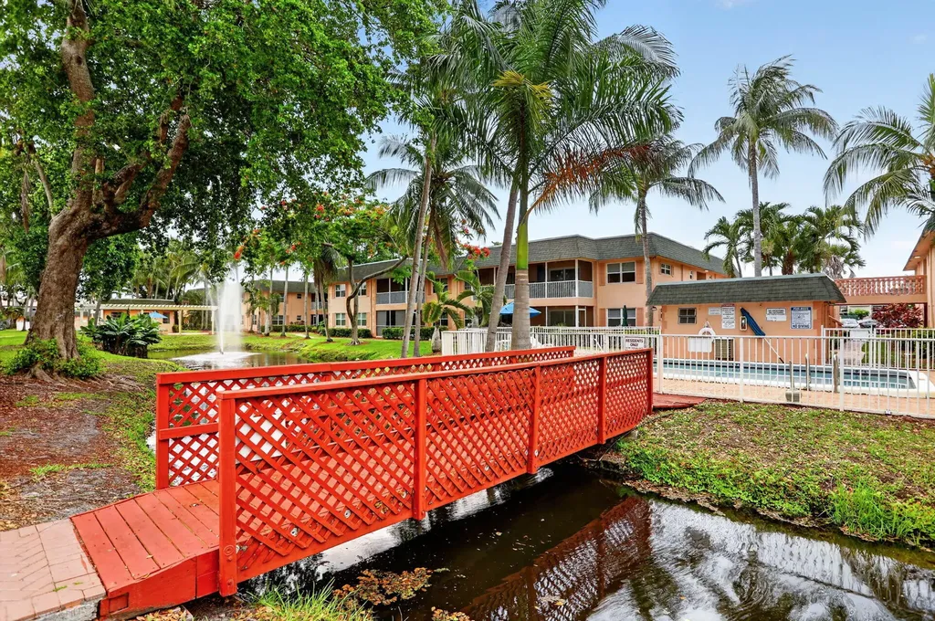 760 SE 2nd Avenue Deerfield Beach FL 33441