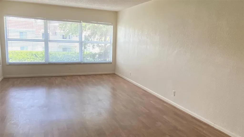 760 SE 2nd Avenue Deerfield Beach FL 33441
