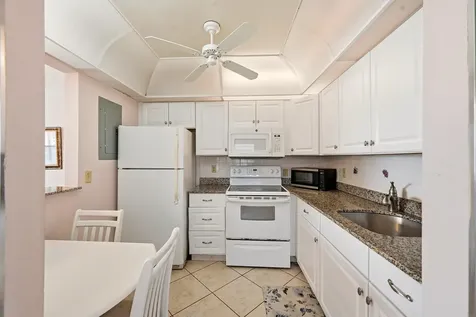 383 Saxony Trail Delray Beach FL 33446