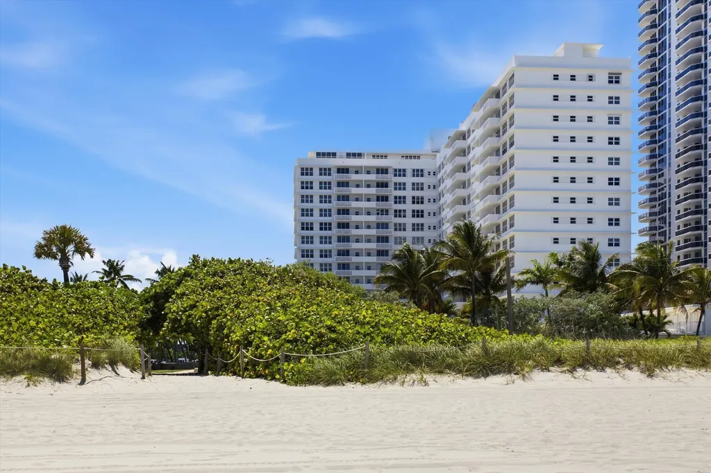 4747 Collins Avenue Miami Beach FL 33140