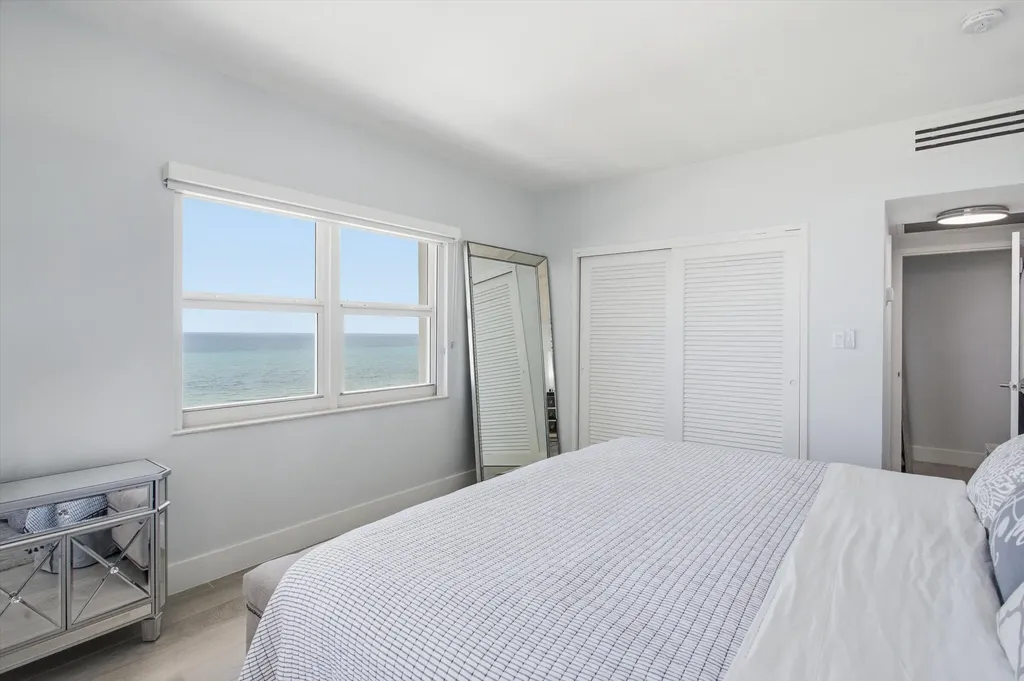 4747 Collins Avenue Miami Beach FL 33140