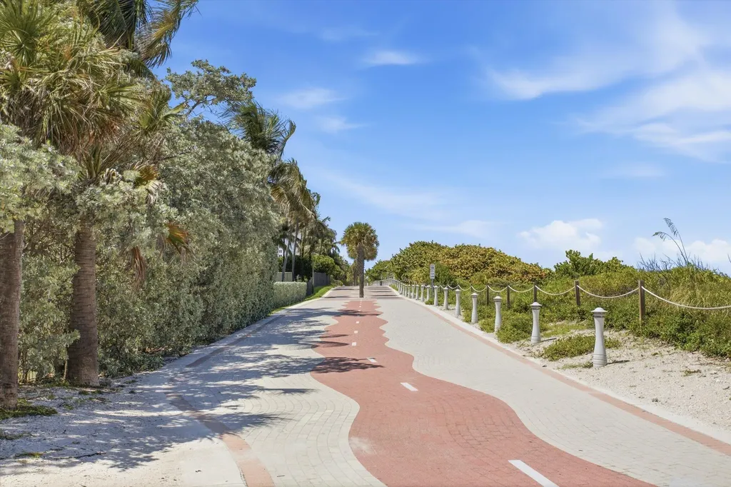 4747 Collins Avenue Miami Beach FL 33140