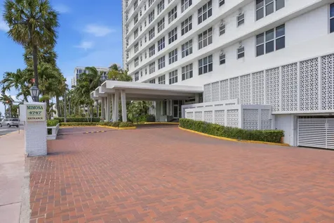 4747 Collins Avenue Miami Beach FL 33140
