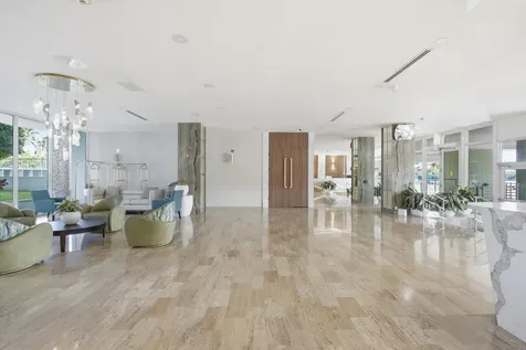 4747 Collins Avenue Miami Beach FL 33140