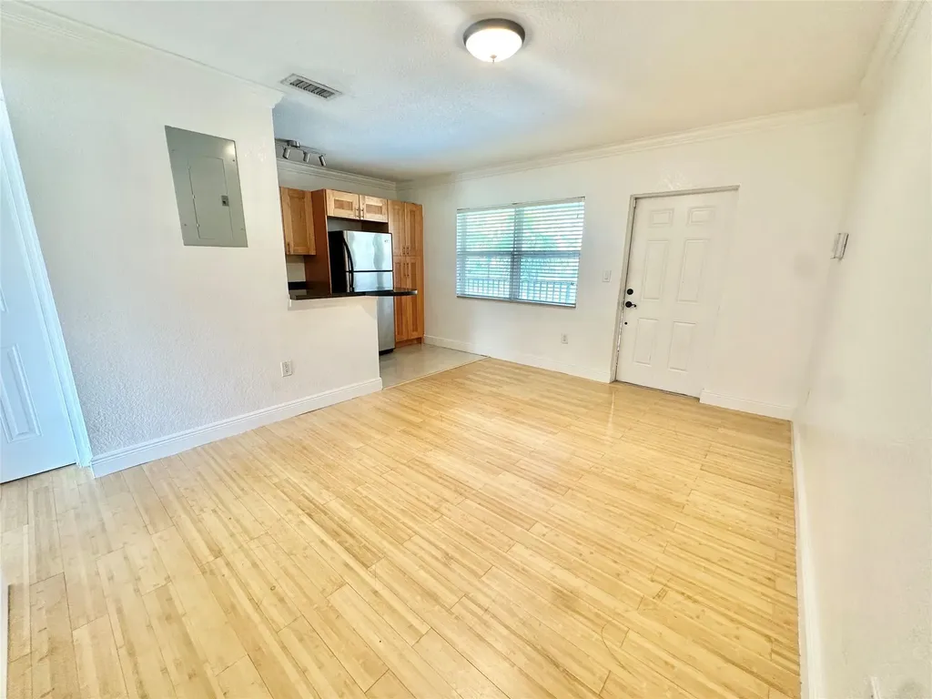 660 NE 11th Avenue Fort Lauderdale FL 33304