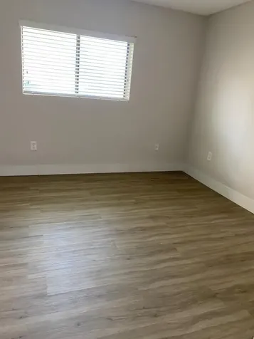 450 W Palm Circle Circle W Pembroke Pines FL 33025