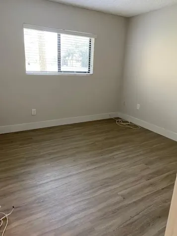 450 W Palm Circle Circle W Pembroke Pines FL 33025