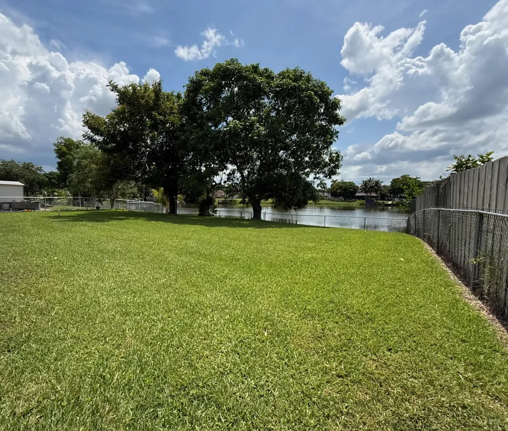 264 Las Palmas Street Royal Palm Beach FL 33411