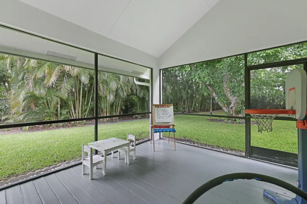 3235 Hyde Circle Boca Raton FL 33434
